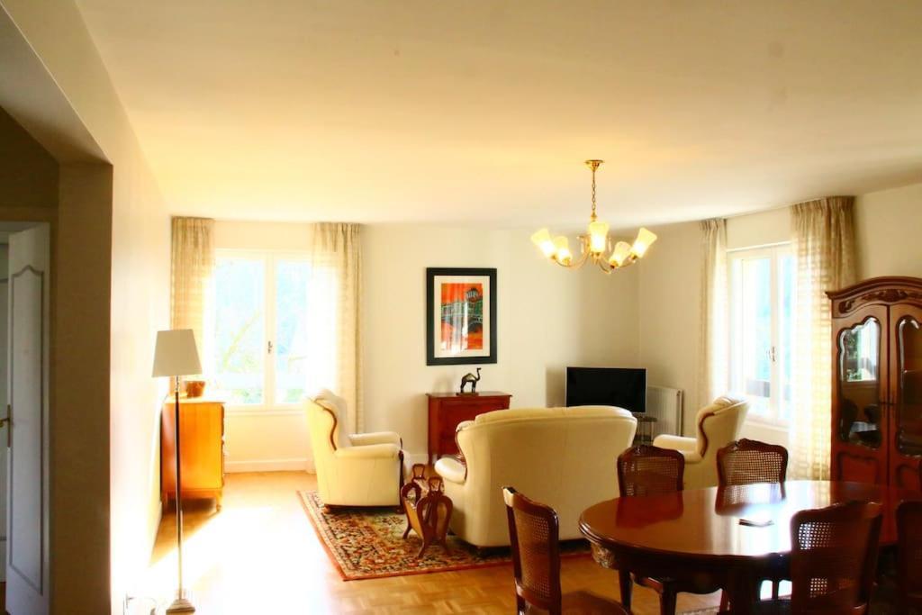 Large 2 Bed-Balcony-7 Mins Walk To Historic Centre Apartment Sarlat-la-Caneda Exterior photo