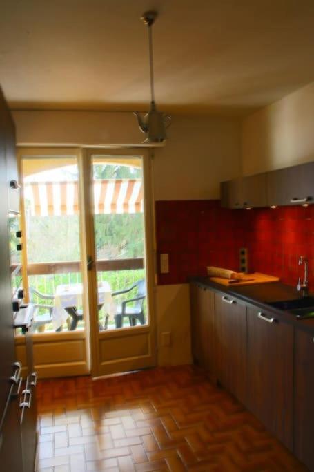 Large 2 Bed-Balcony-7 Mins Walk To Historic Centre Apartment Sarlat-la-Caneda Exterior photo