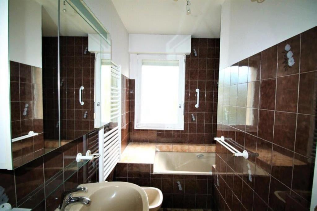 Large 2 Bed-Balcony-7 Mins Walk To Historic Centre Apartment Sarlat-la-Caneda Exterior photo